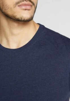 Pier One 4 PACK - T-Shirt Basic - Black/white/blue -Pier One 5847a37145c74e25a85f71f4653216cb