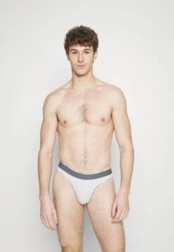 Pier One 3 PACK - Slip - Red/grey/black 8 Pier One 3 PACK - Slip - Red/grey/black -Pier One 6b0dcc1bbbb54d92b9e0af57341537cc