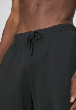 Pier One Nachtwäsche Set - Black/khaki 11 Pier One Nachtwäsche Set - Black/khaki -Pier One c3efa45ffabd4bbebd309139ec30ac81